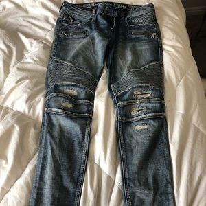 Rock Revival Straight Leg jeans